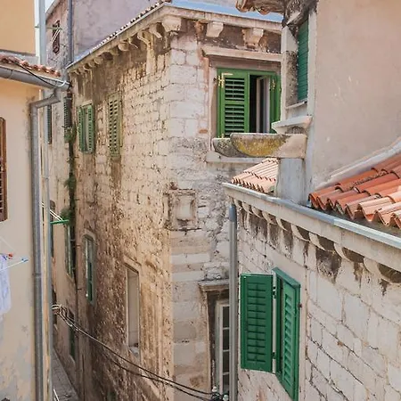 Konukevi Barone Šibenik