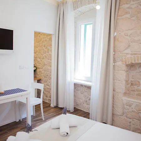 ゲストハウス Barone